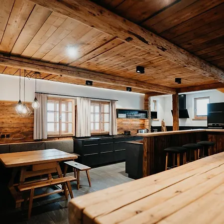 Knappenhuette וילאך